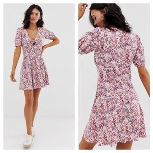 ASOS Pink Floral Bow Front Tie Cut Out Poof Sleeve Swing Tea Dress Sz 4 Coquette